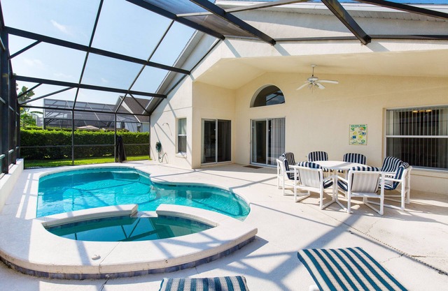 ⛱ Cumbrian Lakes | Luxury Pool Home | Disney Area✈
