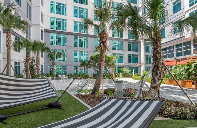 Downtown King Bed Get Away w/Pool & Parking 01