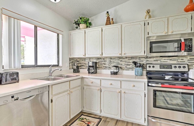 Kissimmee Home w/Game Room, 7 Mi to Disney Parks!