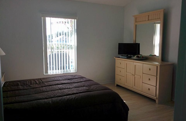 Lovely 4 Bedroom Home at Florida Pines