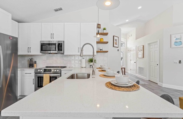 Newly Remodeled Family Home w/ Pool Near Disney!