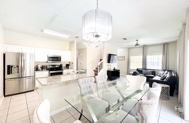 TERRA VERDE RESORT POOL Townhouse near Disney 4bedrooms/3baths sleeps 12guest