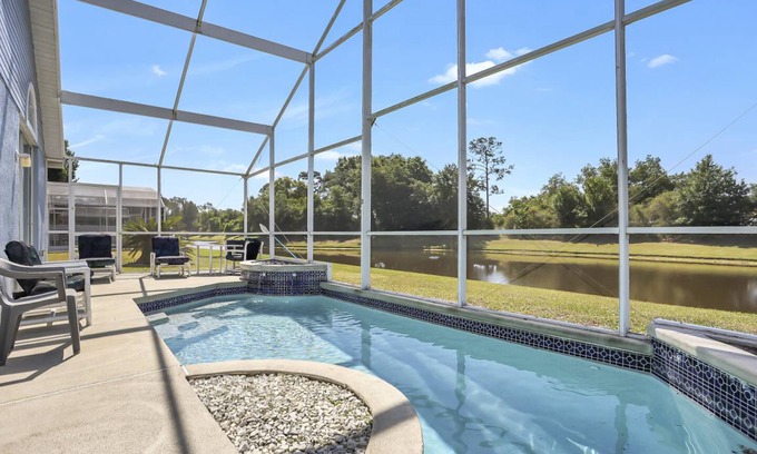 Crescent Lakes Villa | 149 m² Villa ∙ 4 bedrooms ∙ 8 guests