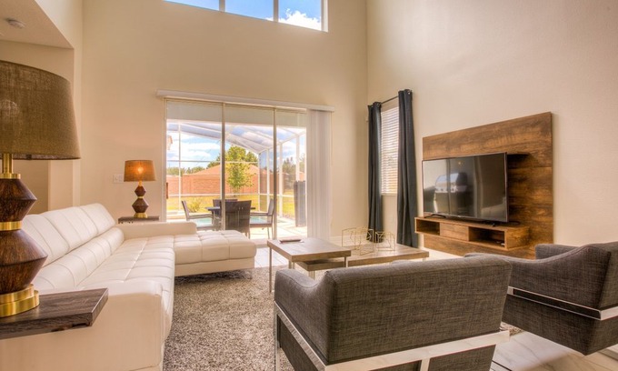 Davenport Villa | 1612 Moon Valley Drive