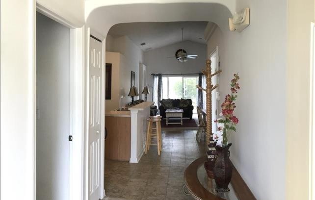 Four Corners House | 19 Morning House