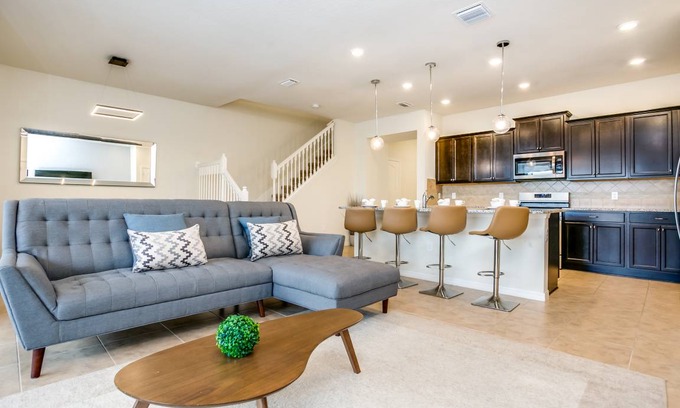 Loughman Villa | 4587 Terrasonesta Drive