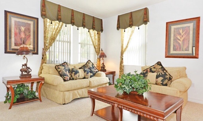 Windwood Bay Villa | 5 bedroom accommodation in Davenport
