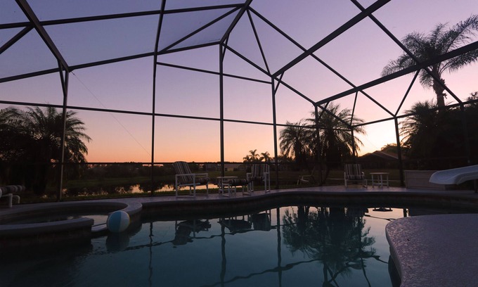 West Kissimmee House | 6 BR Waterslide Home 4.5 Miles to Disney World!
