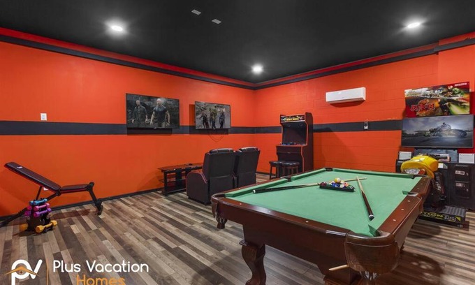West Kissimmee Villa | 731-Luxury Villa Pool and Spa by Disney