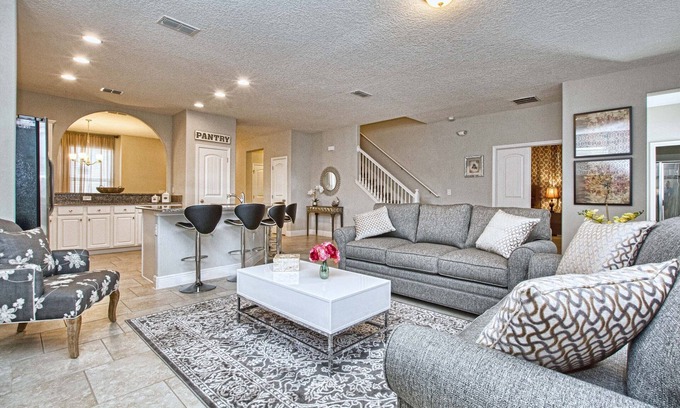 Loughman House | Affordable and so close to Disney | Solterra Resort