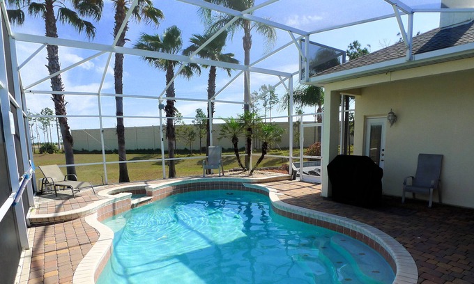 Highlands Reserve House | Classically elegant 4/3 Pool Home on the premier golfing community Highlands Reserve
