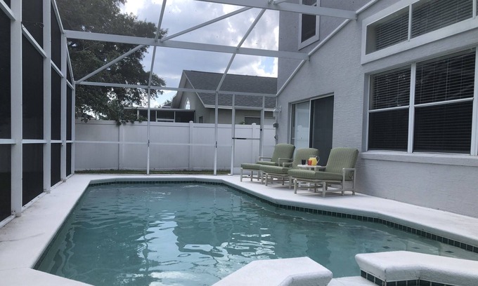 Pinewood Country Estates Villa | Close to Disney - Completely Private Pool & Spa 5 Bedroom Villa