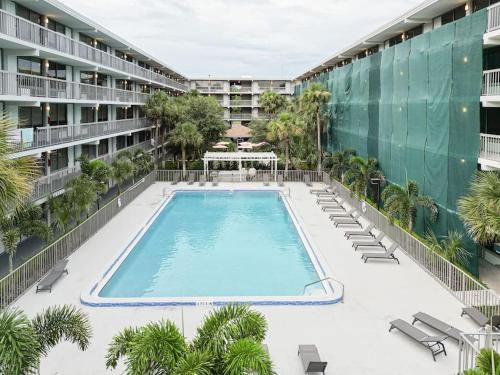 Kissimmee Apartment | Delightful 1BR Condo Next to Disney With Lake view