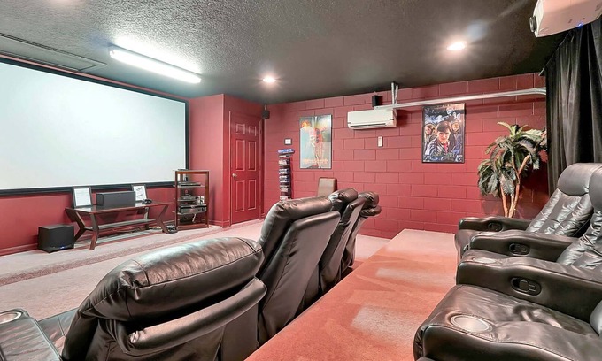 Watersong House | Fabulous 4 bedroom pool home with 120" home theater and pool table, sleeps 10