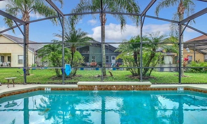 Seasons House | Free WIFI - Near Disney - Private Pool