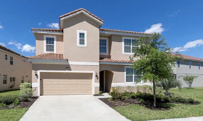 Loughman House | Good Place Rentals #11