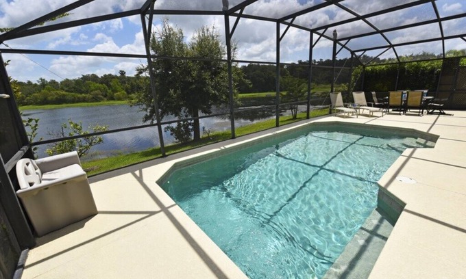 Buena Ventura Lakes House | Lovely Lakeside 4-Bed Pool Home at Villa Sol-3125