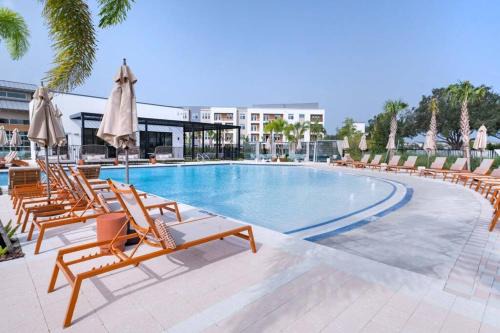 Loughman Apartment | Luxurious Two-Bedroom Home in Davenport with Pool, Pets Welcome