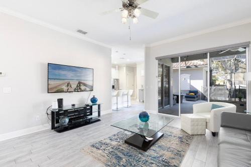 Reunion Villa | Luxury Contemporary Style Villa on Reunion Resort Reunion Resort Villa 1023