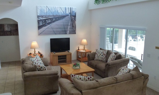 Cumbrian Lakes House | Luxury Home On The Prestigious Gated Community Close To Theme Parks
