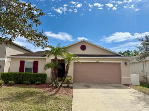 Crystal Cove House | Magical Home a Few Minutes from Disney