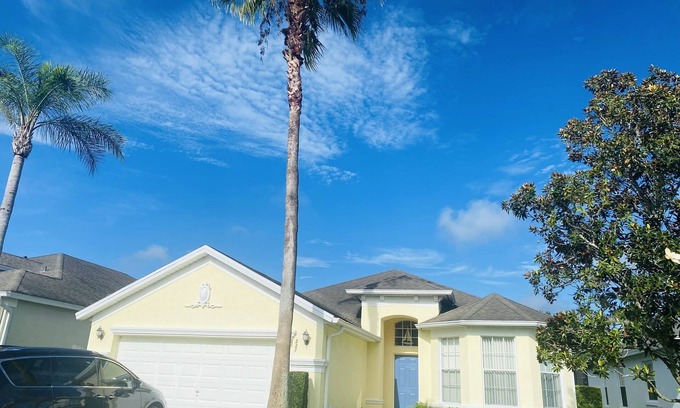 Calabay Parc House | Paul and Carols vacation pool home