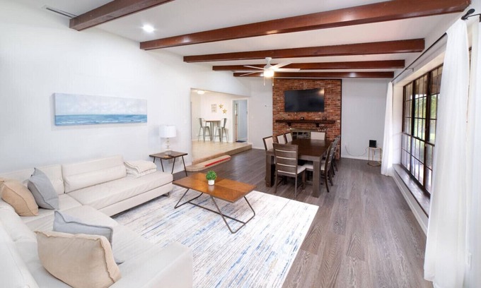 Orlando House | Pool & Lakeview home/3 Min Universal/15min Disney