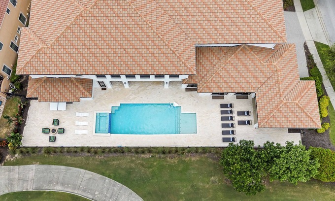 Reunion House | Reunion Retreat | 14,500 sq ft 14 Suites, Movie Theater, Game Room & More