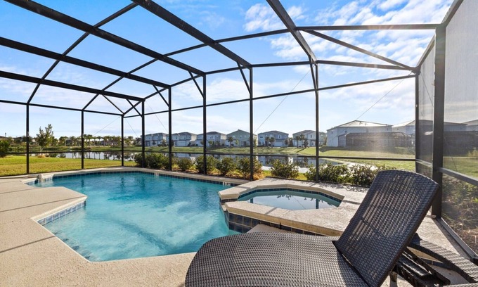 Loughman House | Solterra Sunscape Villa at Allevo Homes