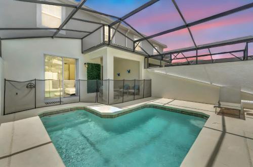 Kissimmee House | Storey Lake Escape with Pool