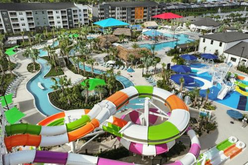 Florida Center Hotel | Villatel Orlando Resort, Apartments by Marriott Bonvoy