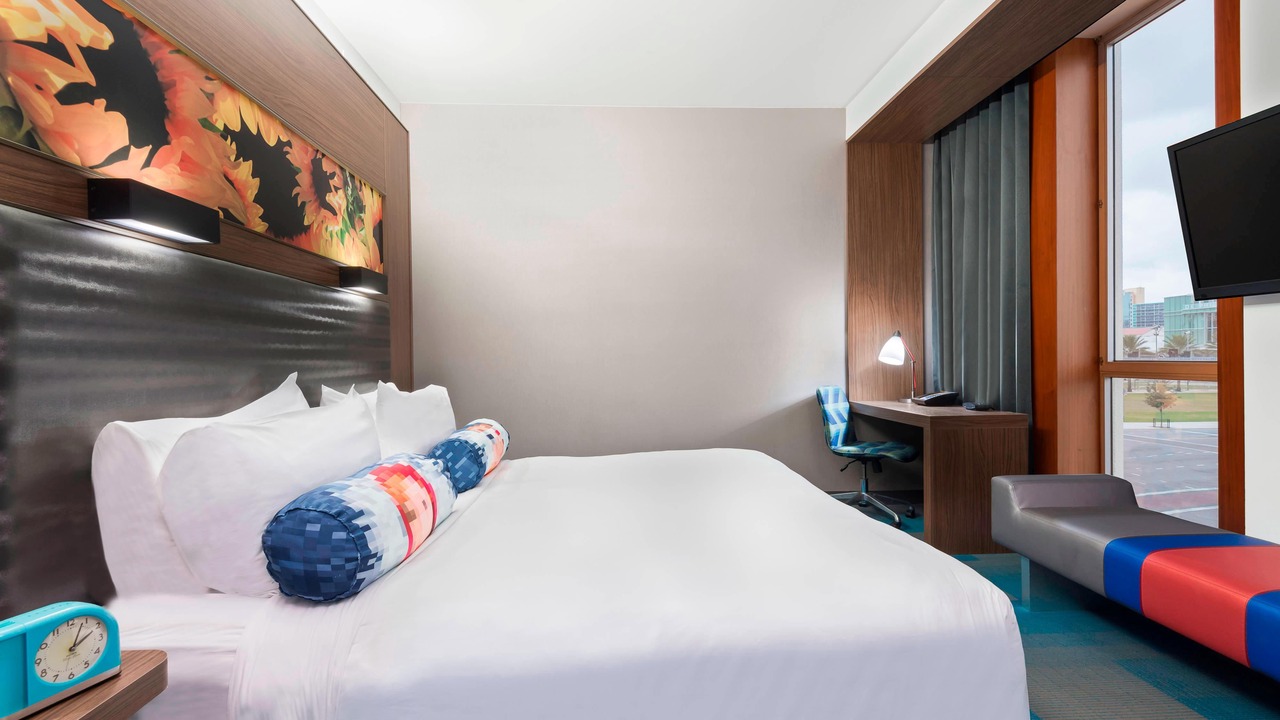 Photo of Bedroom in Downtown Orlando