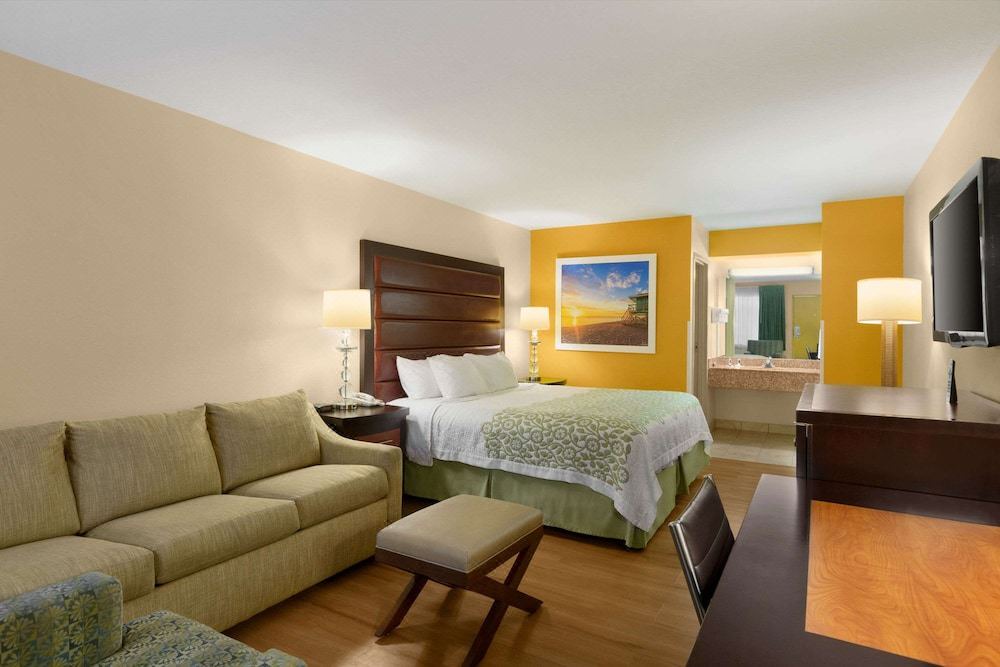 Photo of Livingroom in Fern Park