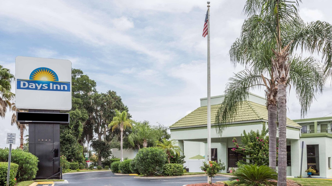 Photo of Buildings in Fern Park