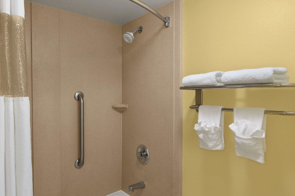 Photo of Bathroom in Fern Park