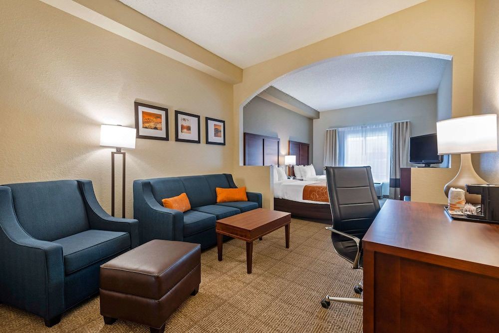 Photo of Livingroom in North Orange