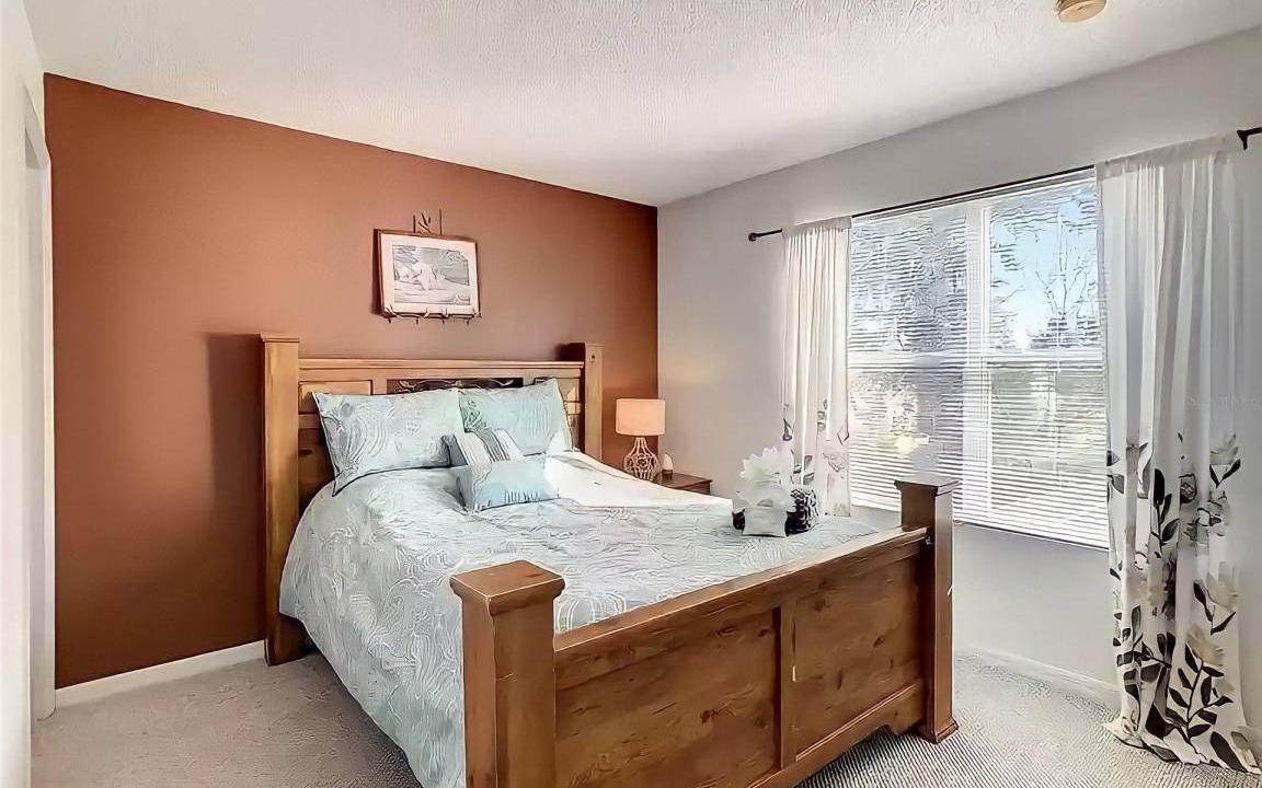 Photo of Bedroom in Seasons