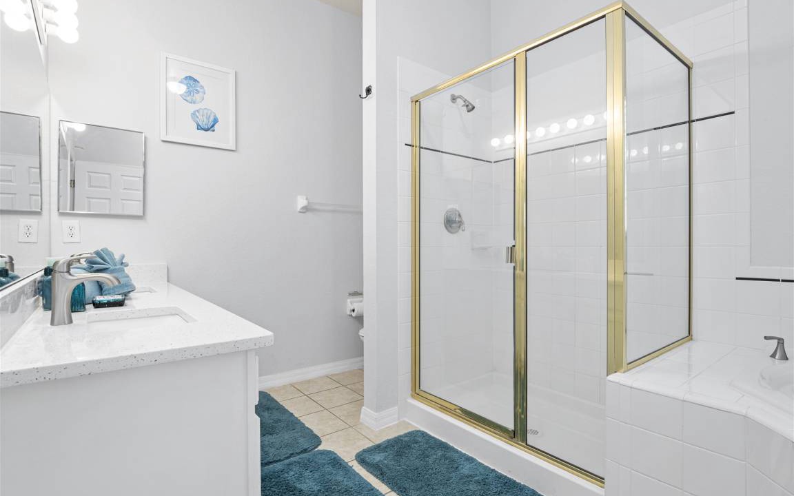 Photo of Bathroom in Bahama Bay