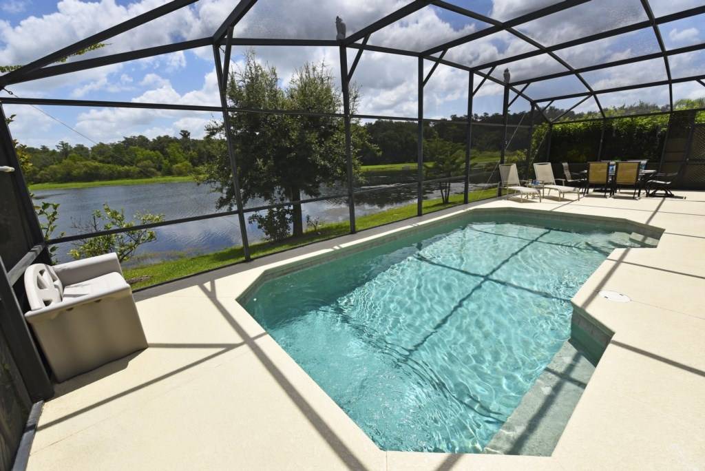 Photo of Patio Balcony in Buena Ventura Lakes