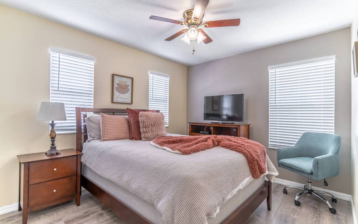 Photo of Bedroom in Windwood Bay