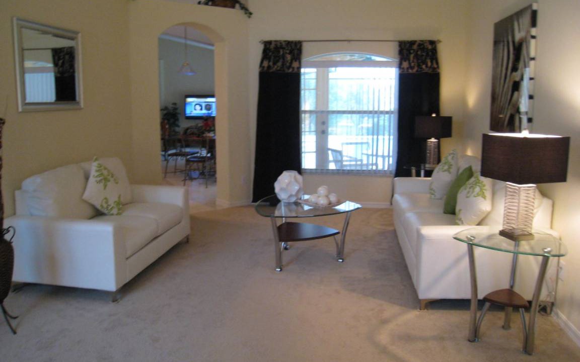 Photo of Livingroom in Orange Tree