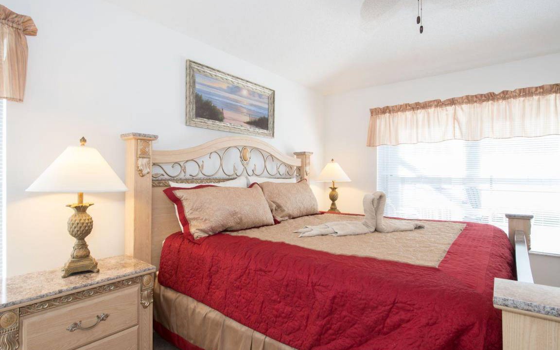 Photo of Bedroom in Seasons