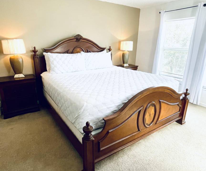 Photo of Bedroom in Lakeside Estates