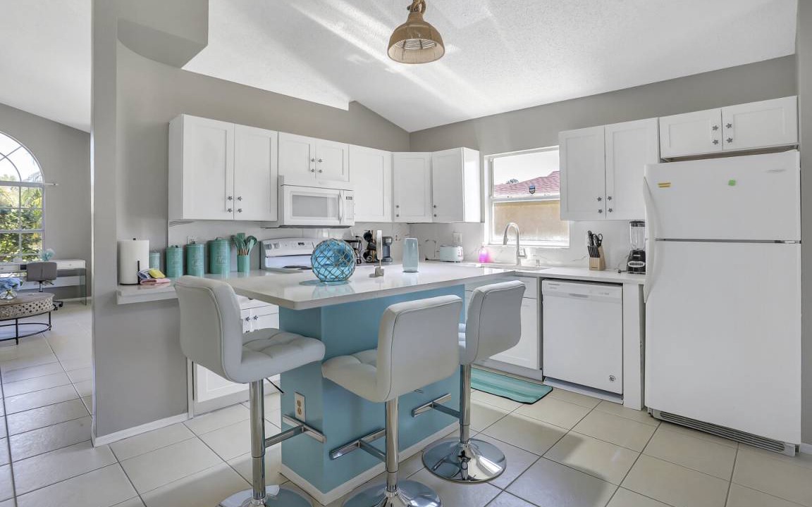 Photo of Kitchen in Crescent Lakes