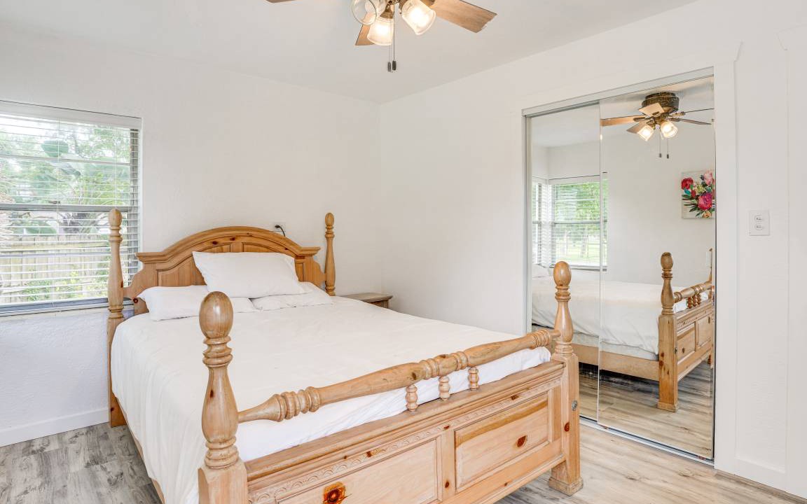 Photo of Bedroom in Lake Underhill