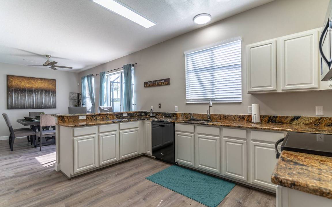 Photo of Kitchen in Windwood Bay