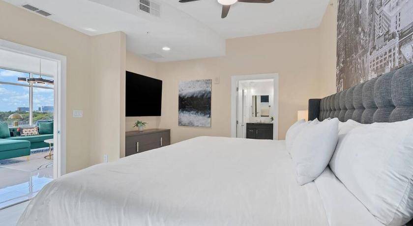 Photo of Bedroom in South Eola