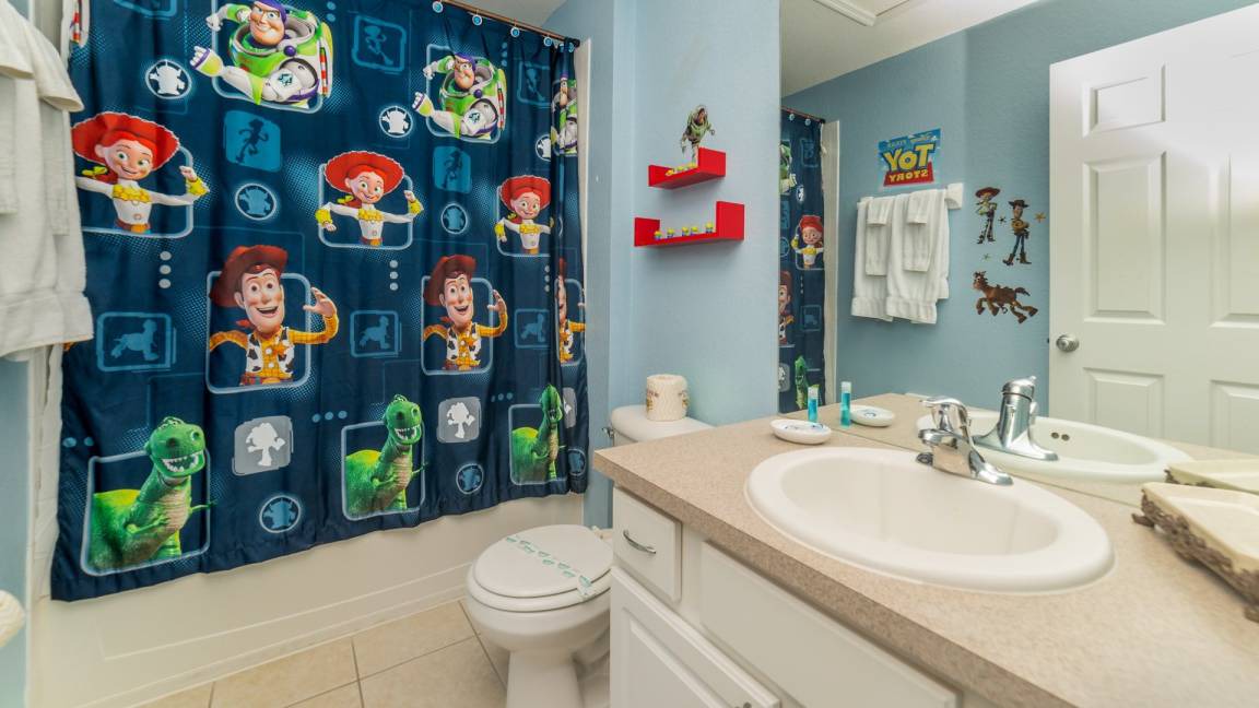 Photo of Others in Windsor Hills