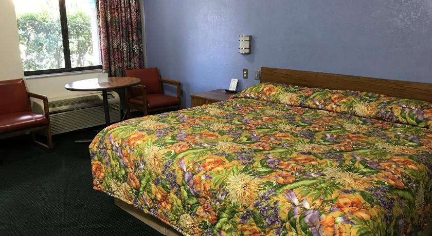 Photo of Bedroom in Historic Downtown Kissimmee