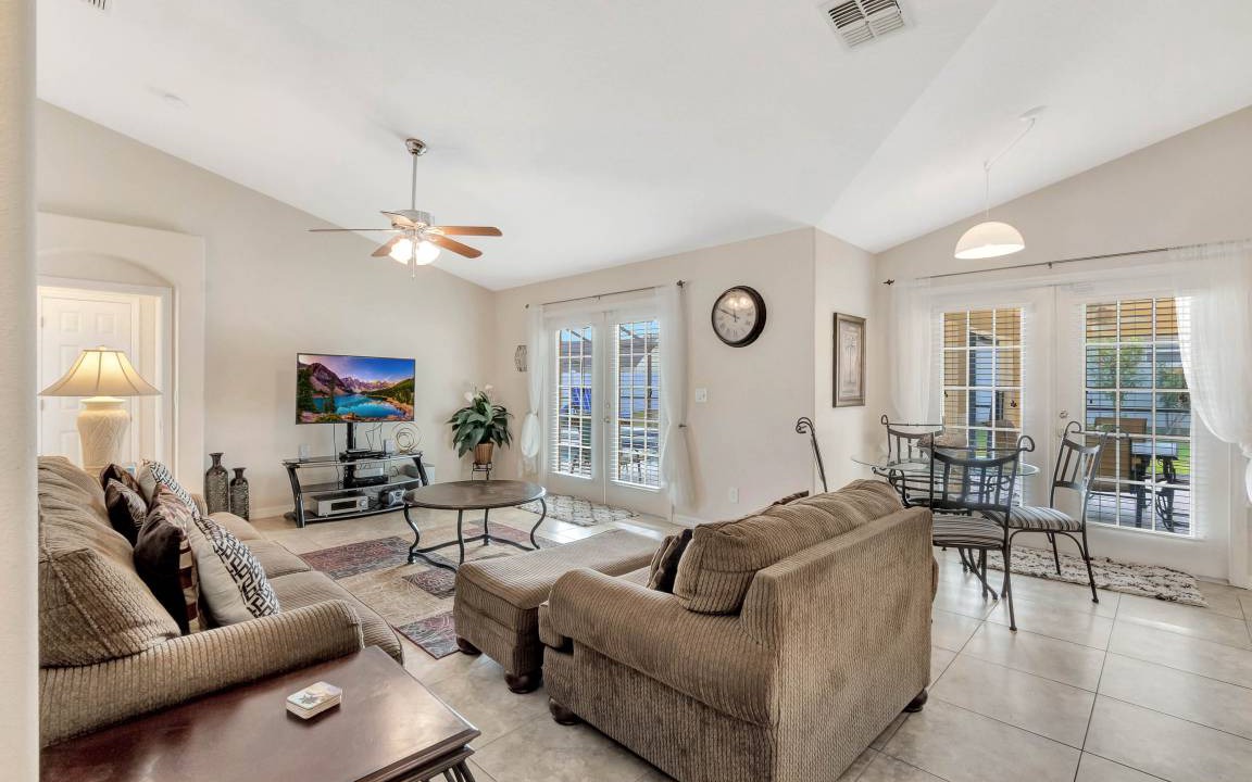 Photo of Others in Orange Tree